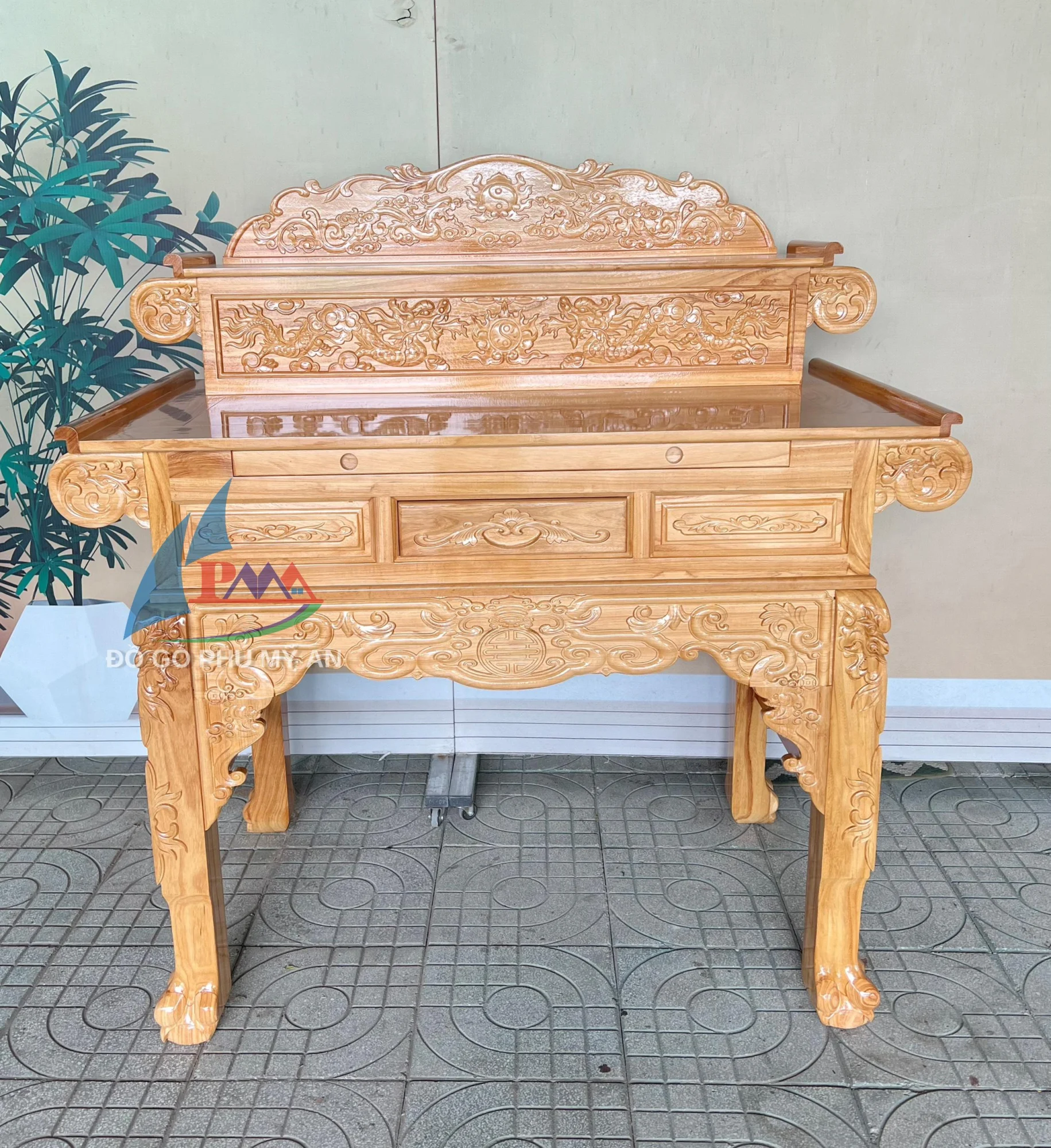 Bàn cúng gỗ gõ tầng 1m54 sâu 81 chân lớn