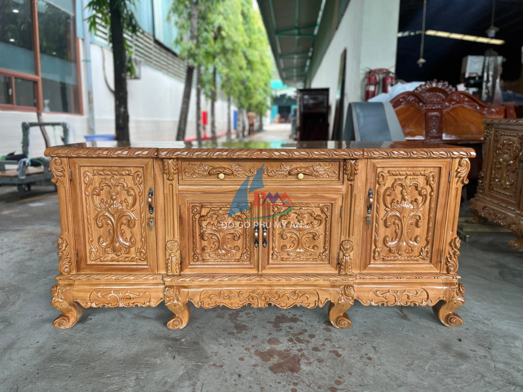 Cốp gõ hoa lá tây 1m6