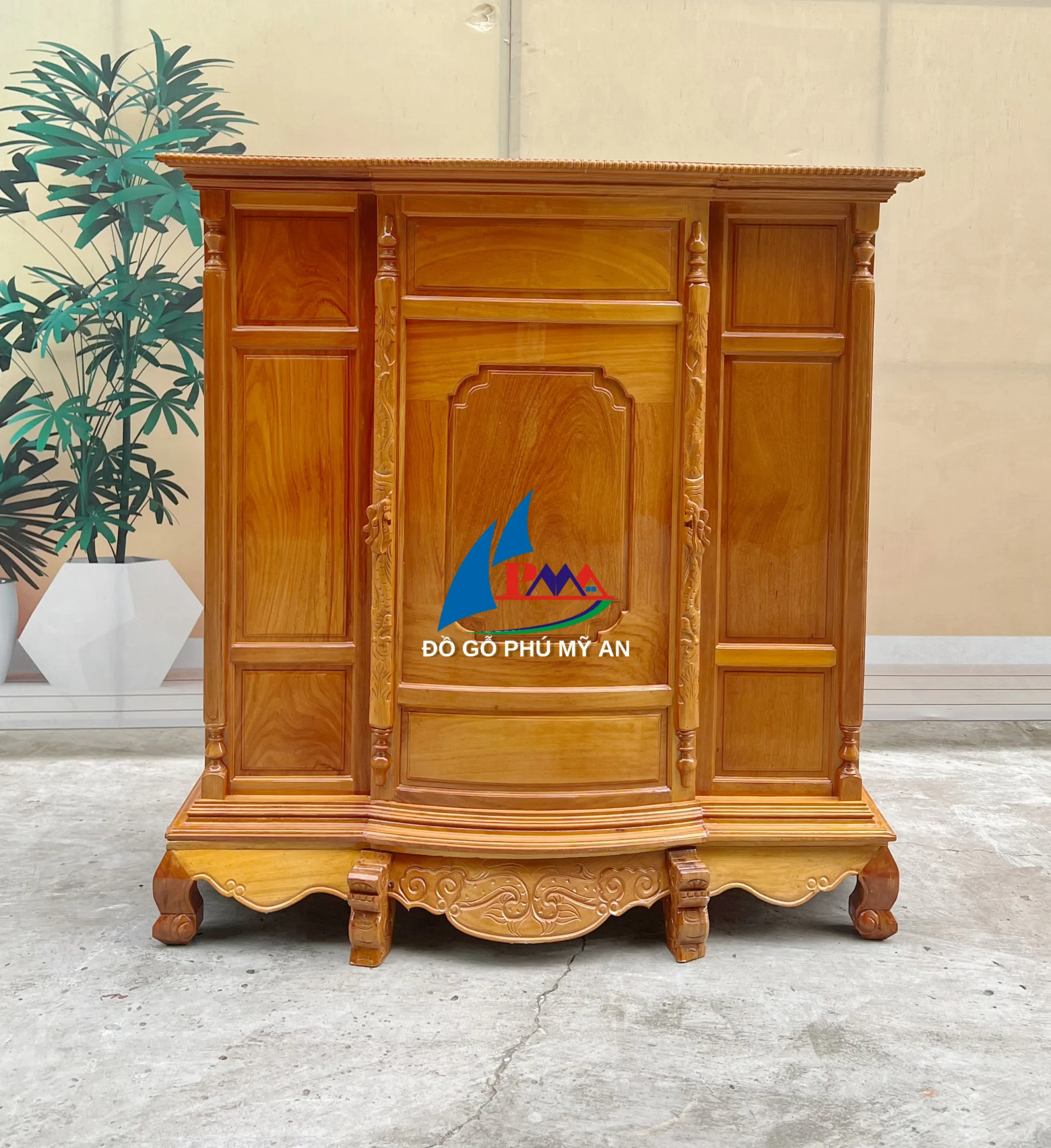 Tủ thờ căm xe 6 chân trơn