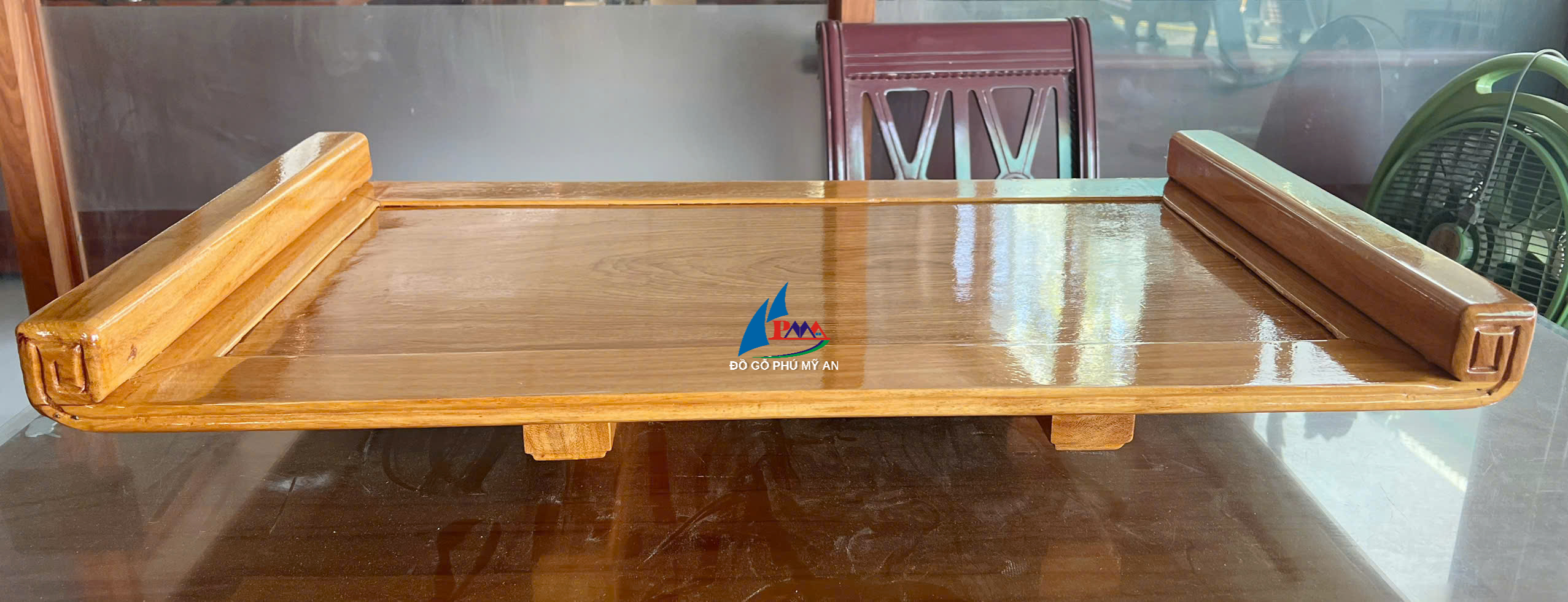 Alternative view of Trang treo gỗ gõ