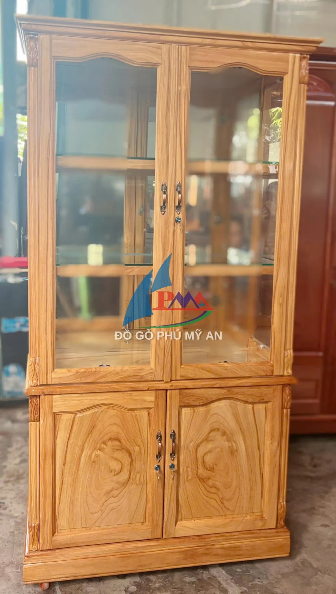 Tủ rượu gỗ gõ vuông 1m2