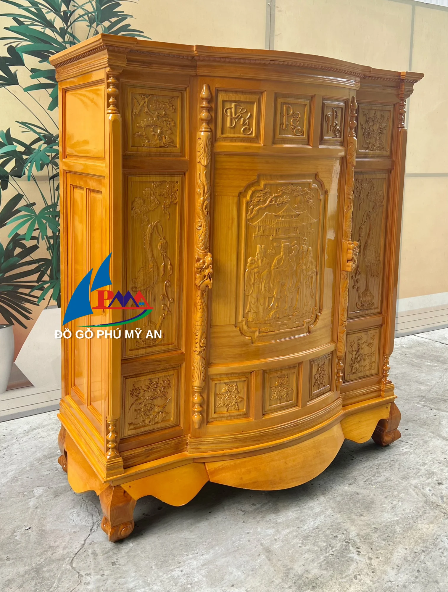Alternative view of Tủ thờ căm xe 4 chân chạm