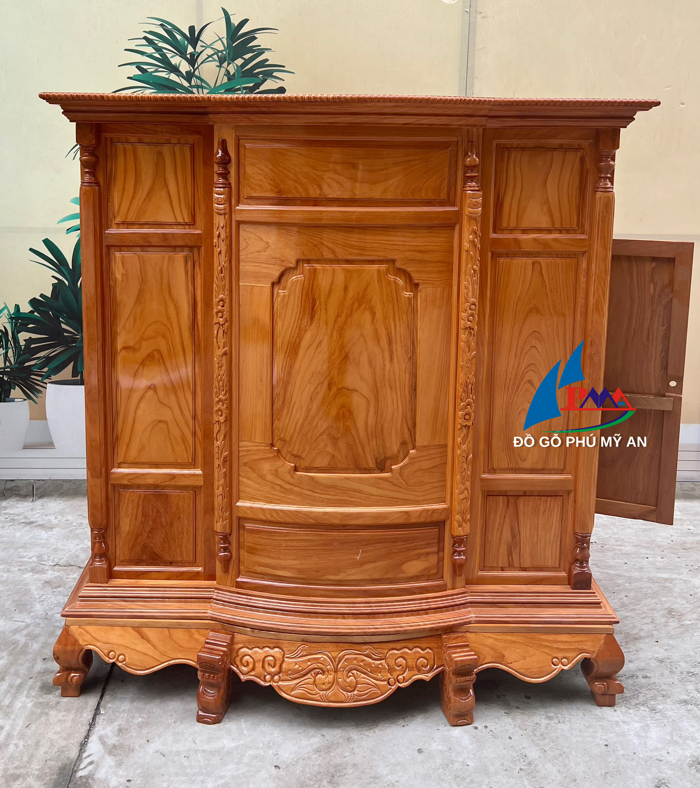 Tủ thờ gỗ gõ 6 chân trơn hậu bằng lăng