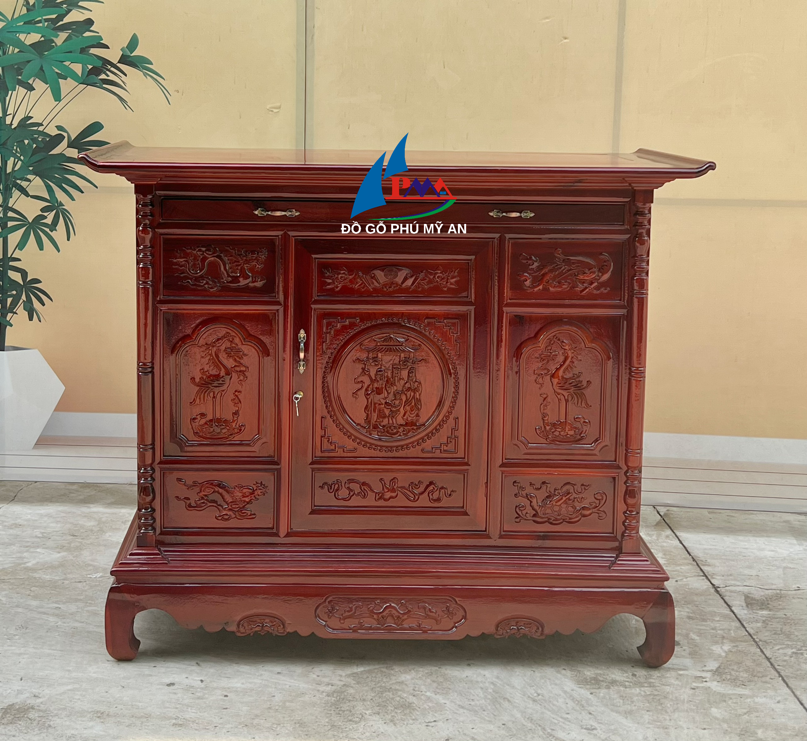 Tủ thờ tràm phẳng 1m53