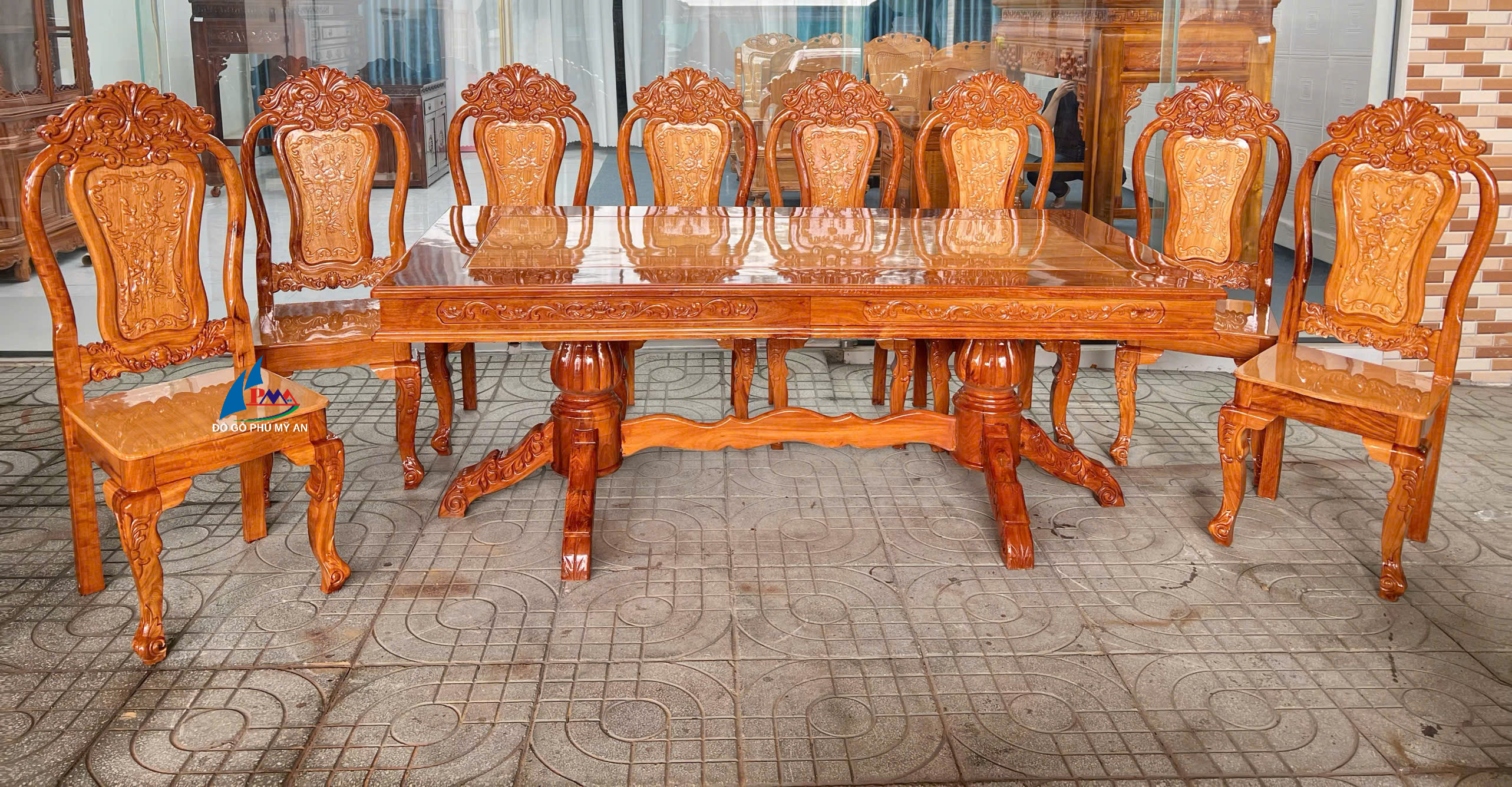 Bàn ăn căm xe vuông 8 ghế