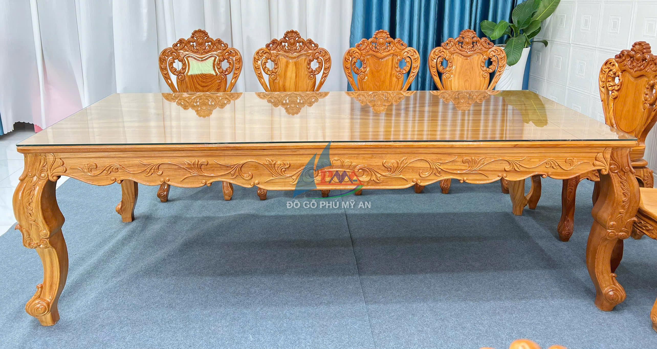 Alternative view of Bàn ăn gõ Luis 10 ghế