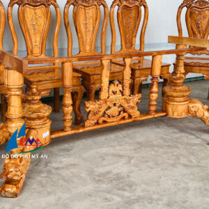 Alternative view of Bàn ăn gõ bánh tây 8 ghế trụ sư tử