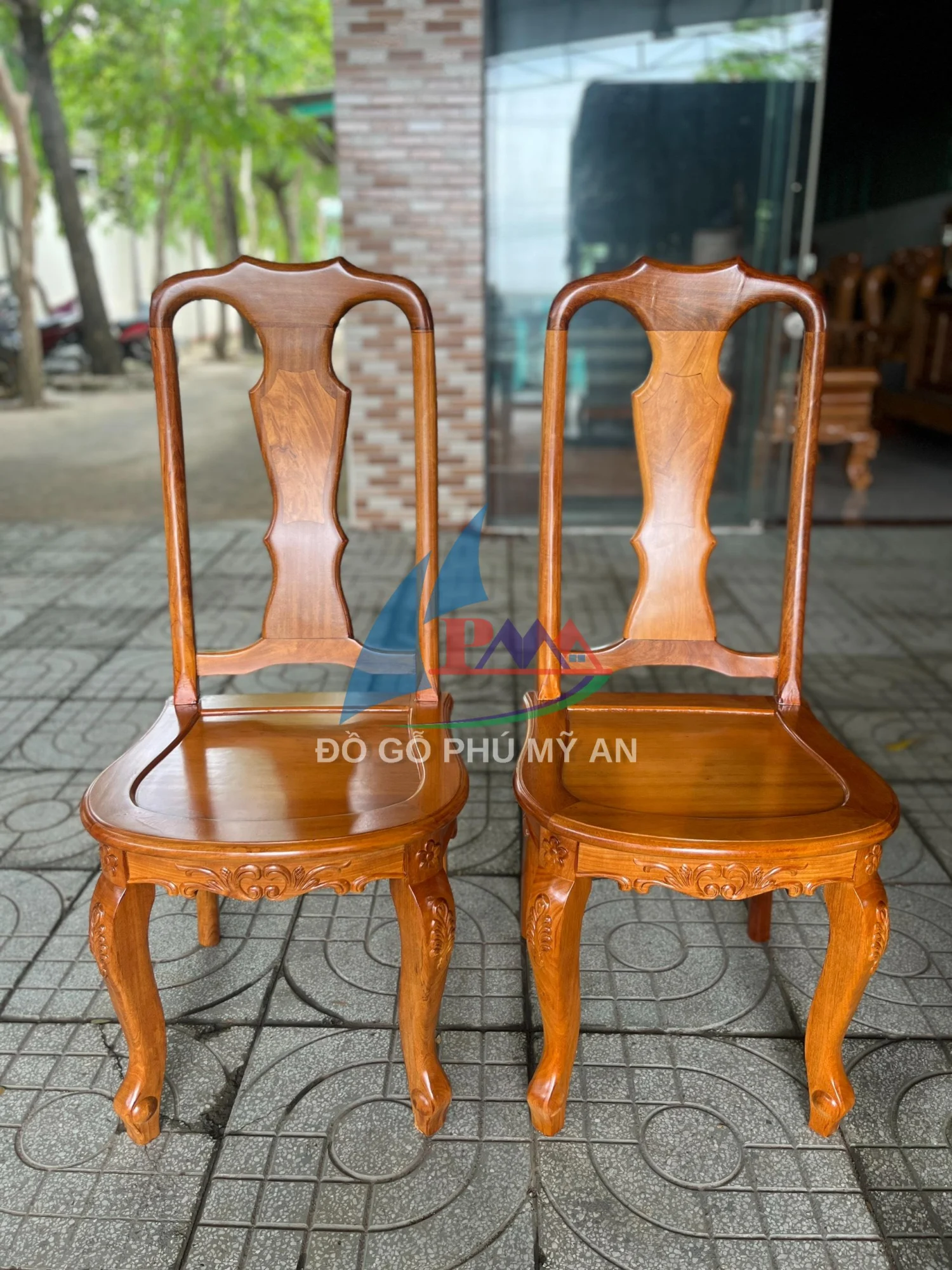 Alternative view of Bàn ăn căm xe bánh tây 8 ghế hoa mai