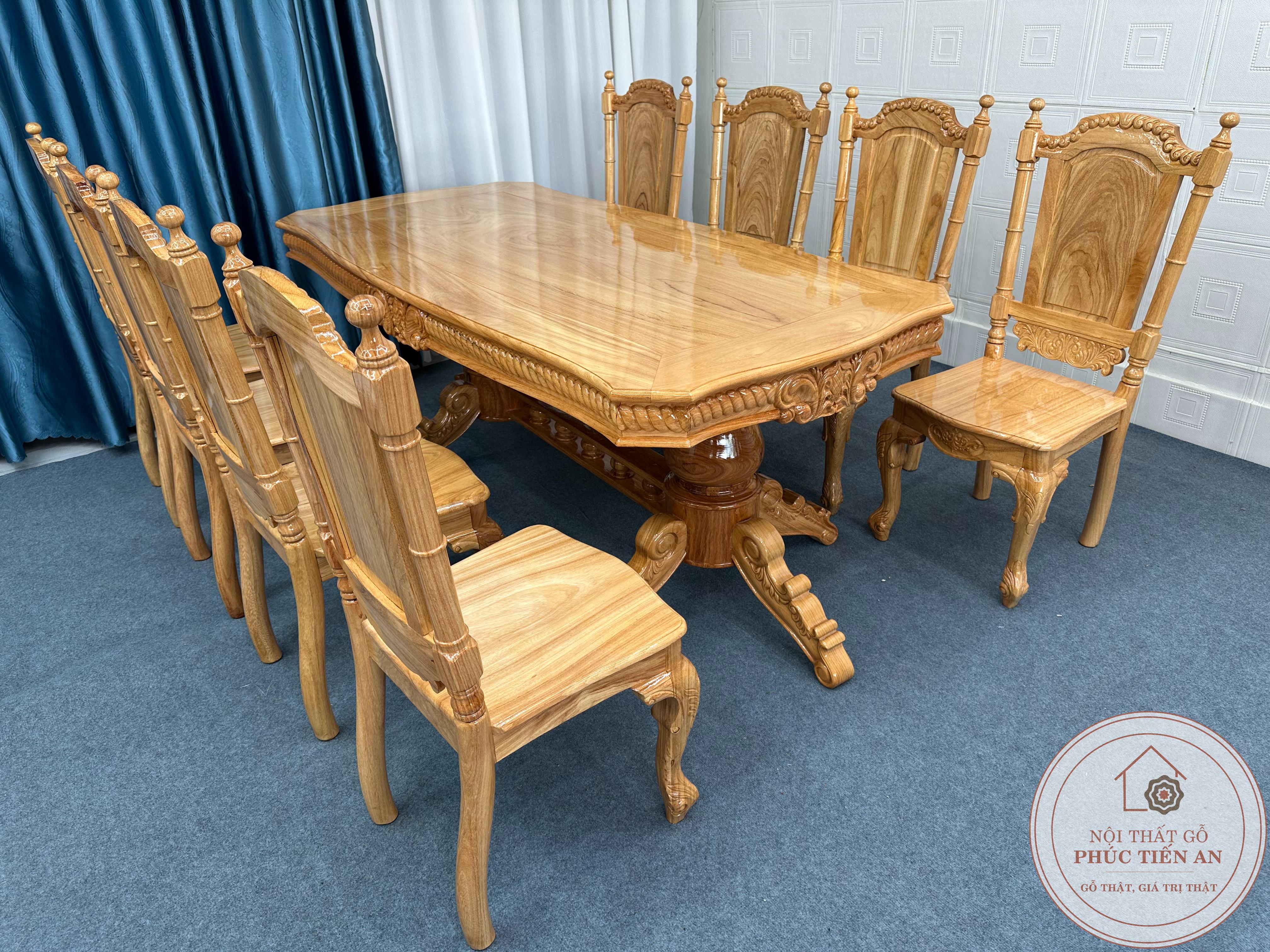 Kinh Nghiệm Chọn Mua Bàn Ăn Gỗ 8 Ghế Phù Hợp Mọi Không Gian