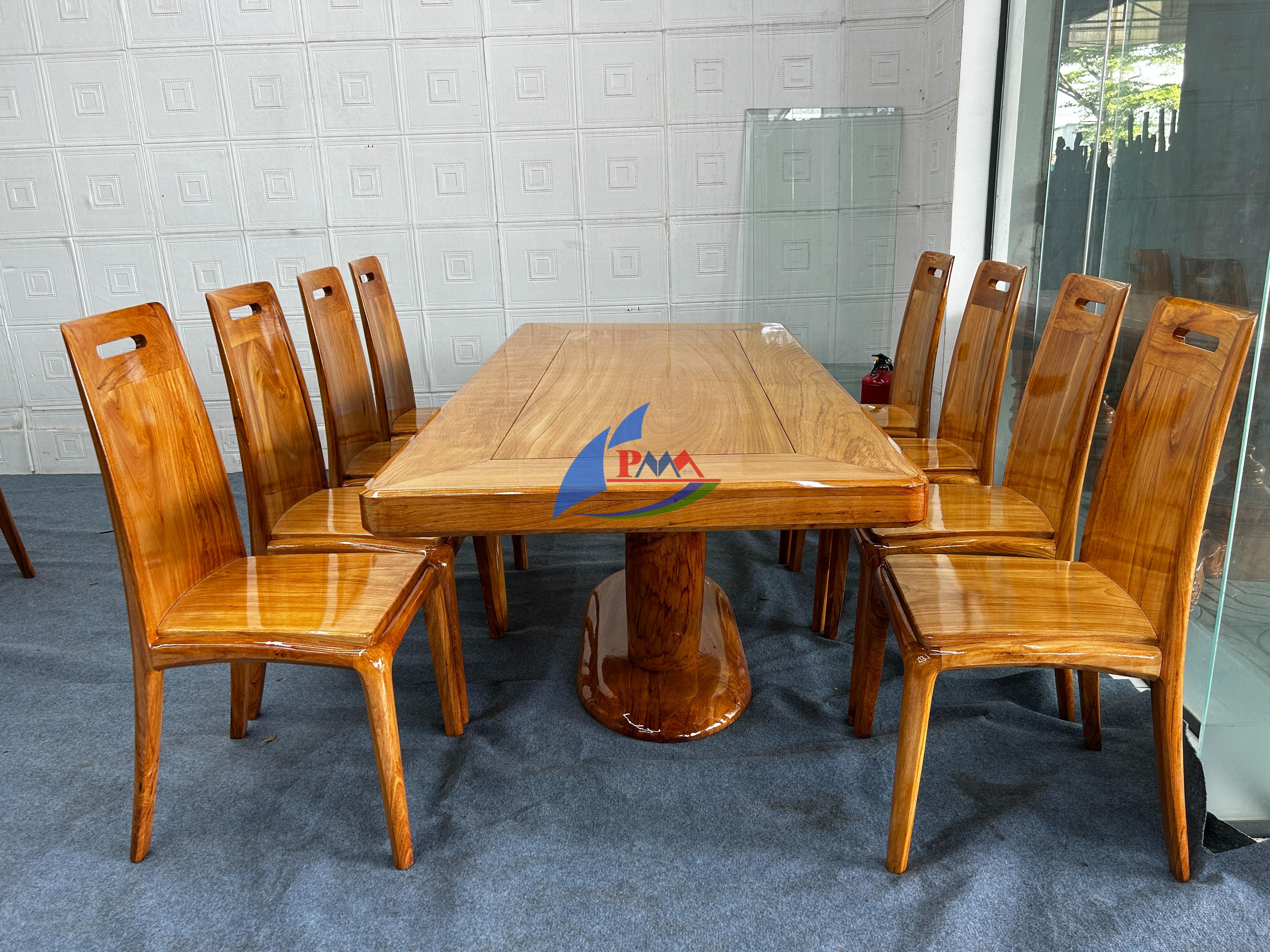 Xu hướng nội thất 2026: Bàn ăn cao cấp gỗ tự nhiên thiết kế hiện đại dẫn đầu lựa chọn