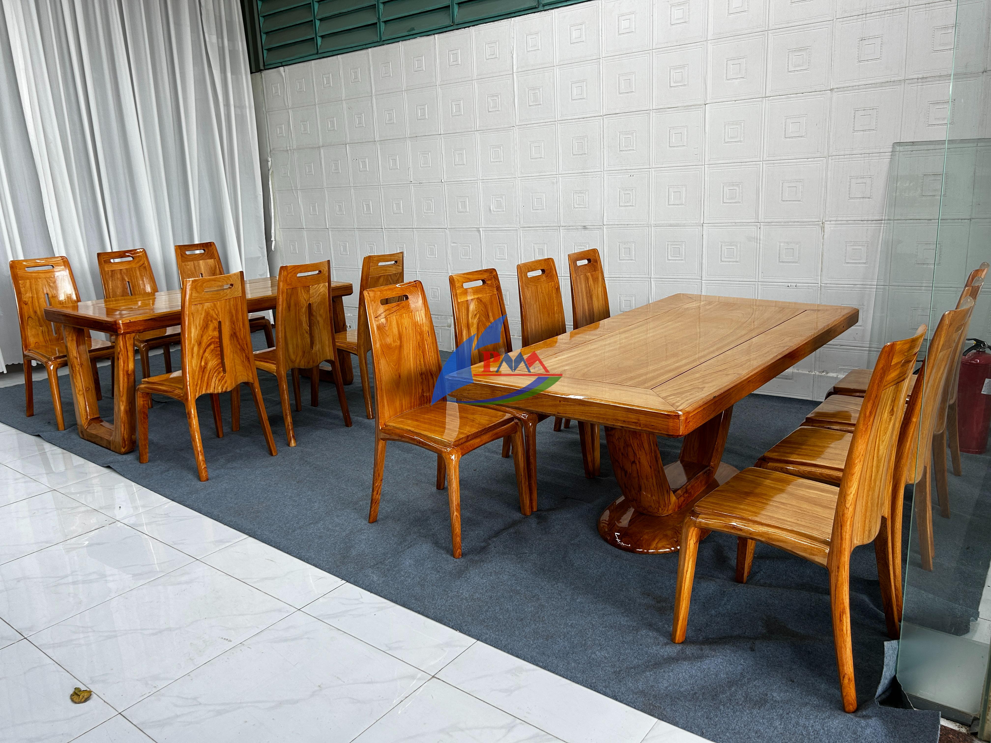 Xu hướng nội thất 2026: Bàn ăn cao cấp gỗ tự nhiên thiết kế hiện đại dẫn đầu lựa chọn