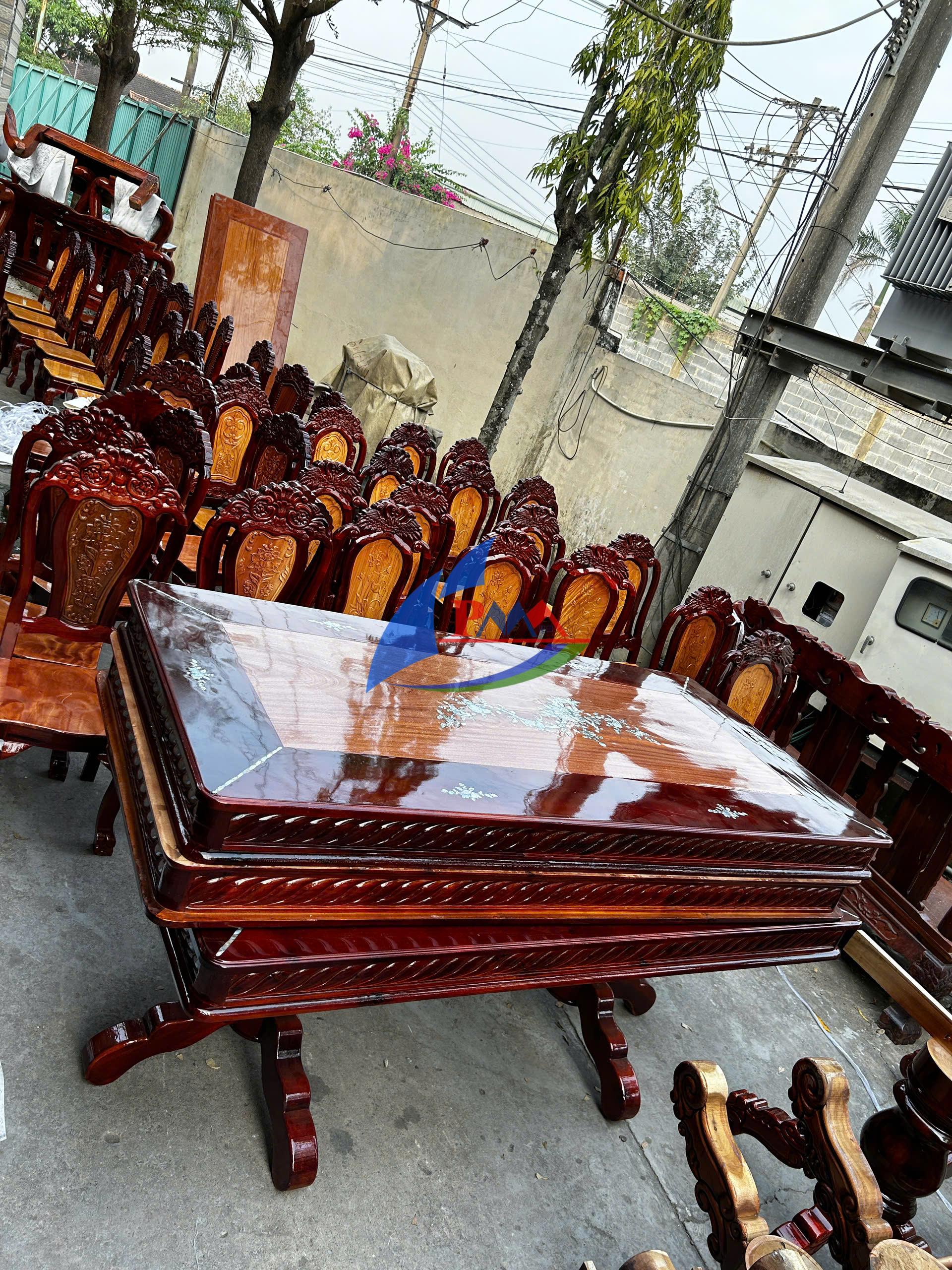 Thị trường Tết sôi động: Nội thất đồ gỗ tự nhiên tiếp tục “lên ngôi”