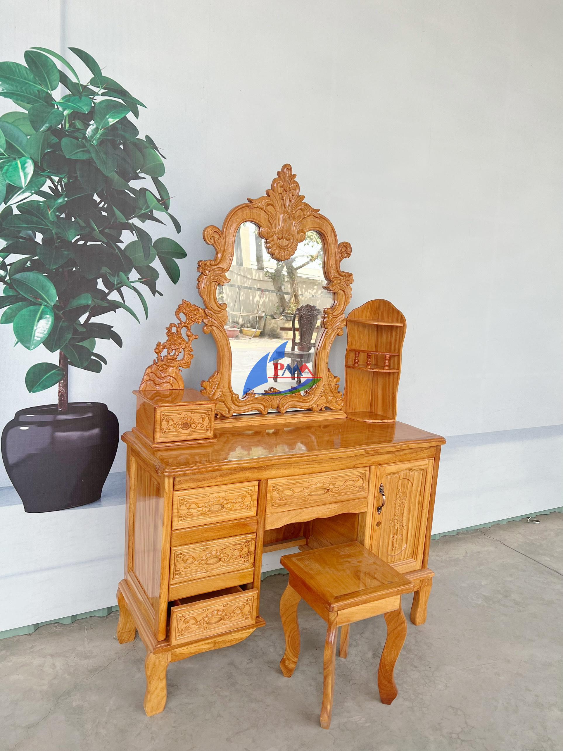 Bàn trang điểm gỗ – Món quà tinh tế hữu ích được yêu thích