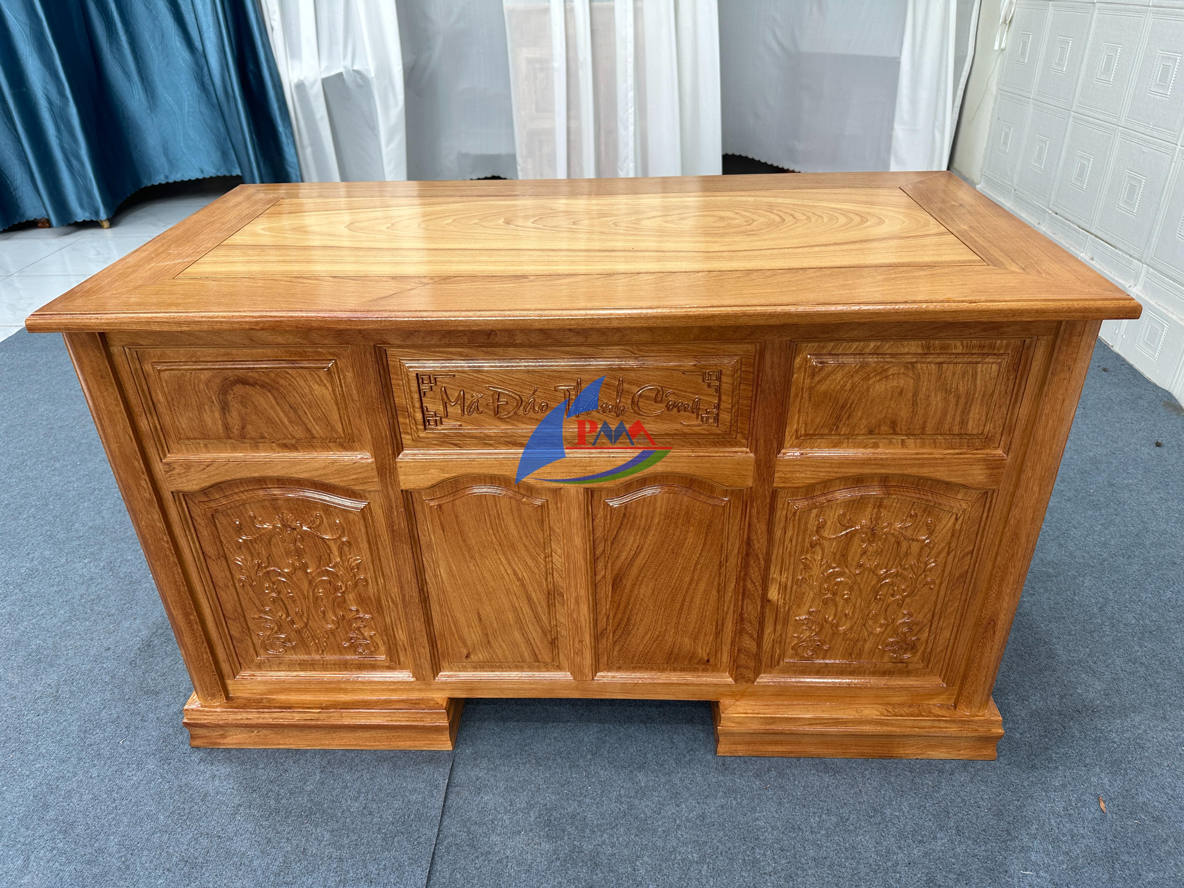 Mẫu bàn làm việc văn phòng