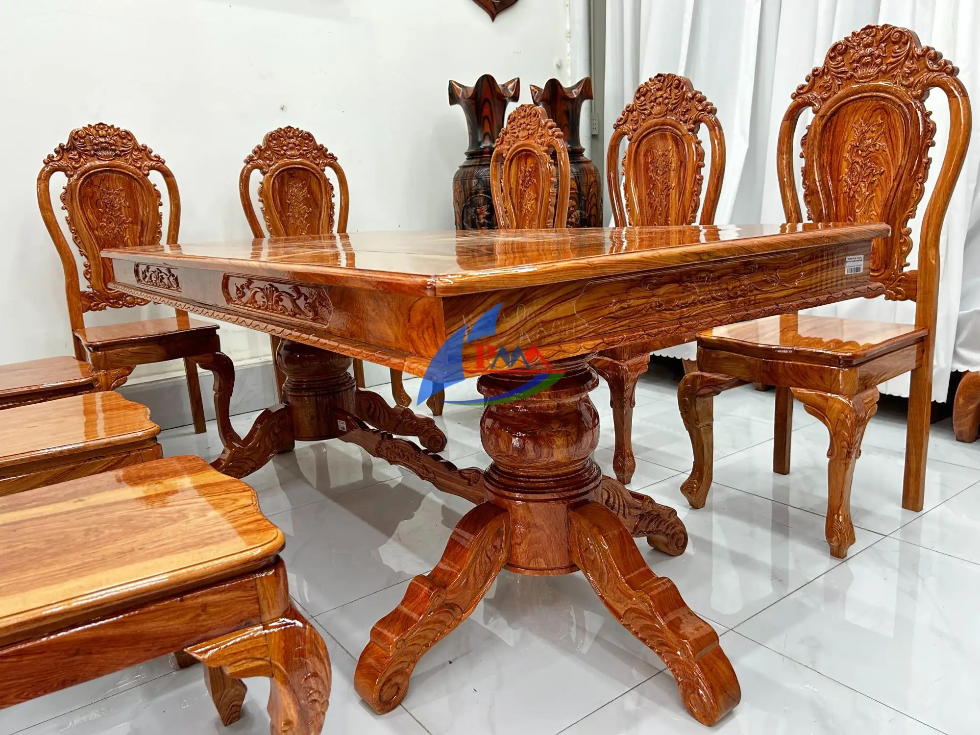 Bàn Ăn Gỗ 8 Ghế Giá Tốt – Đa Dạng Mẫu Mã, Giao Hàng Toàn Quốc