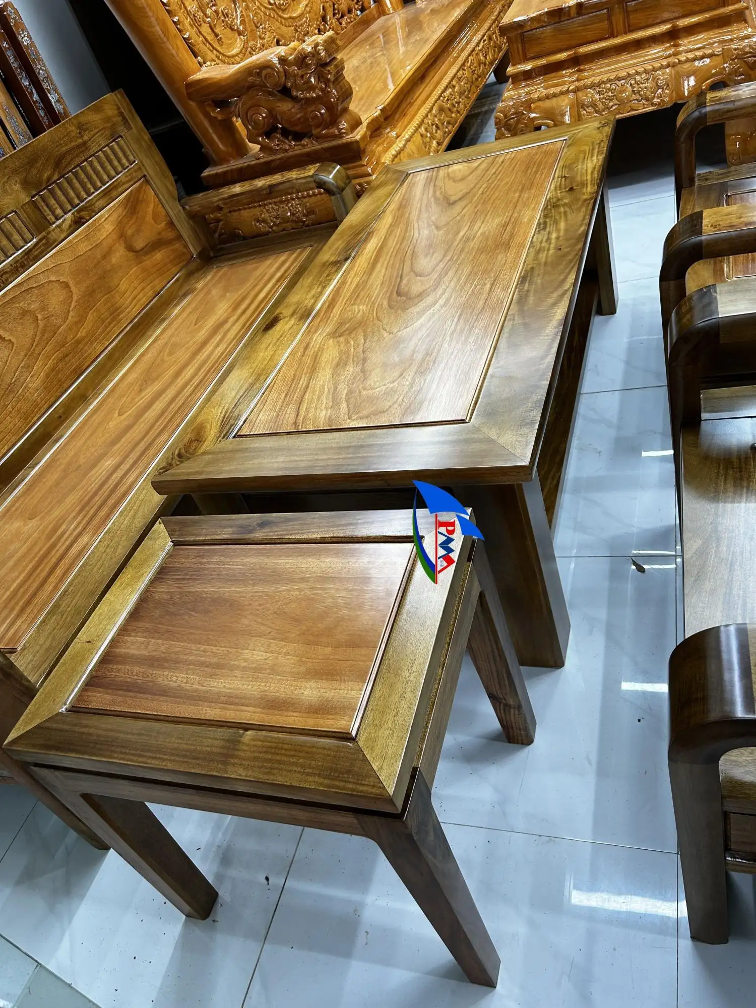 Đồ Gỗ Tự Nhiên: Bí Quyết Chọn Nội Thất Đẹp, Bền Và Tiết Kiệm Chi Phí