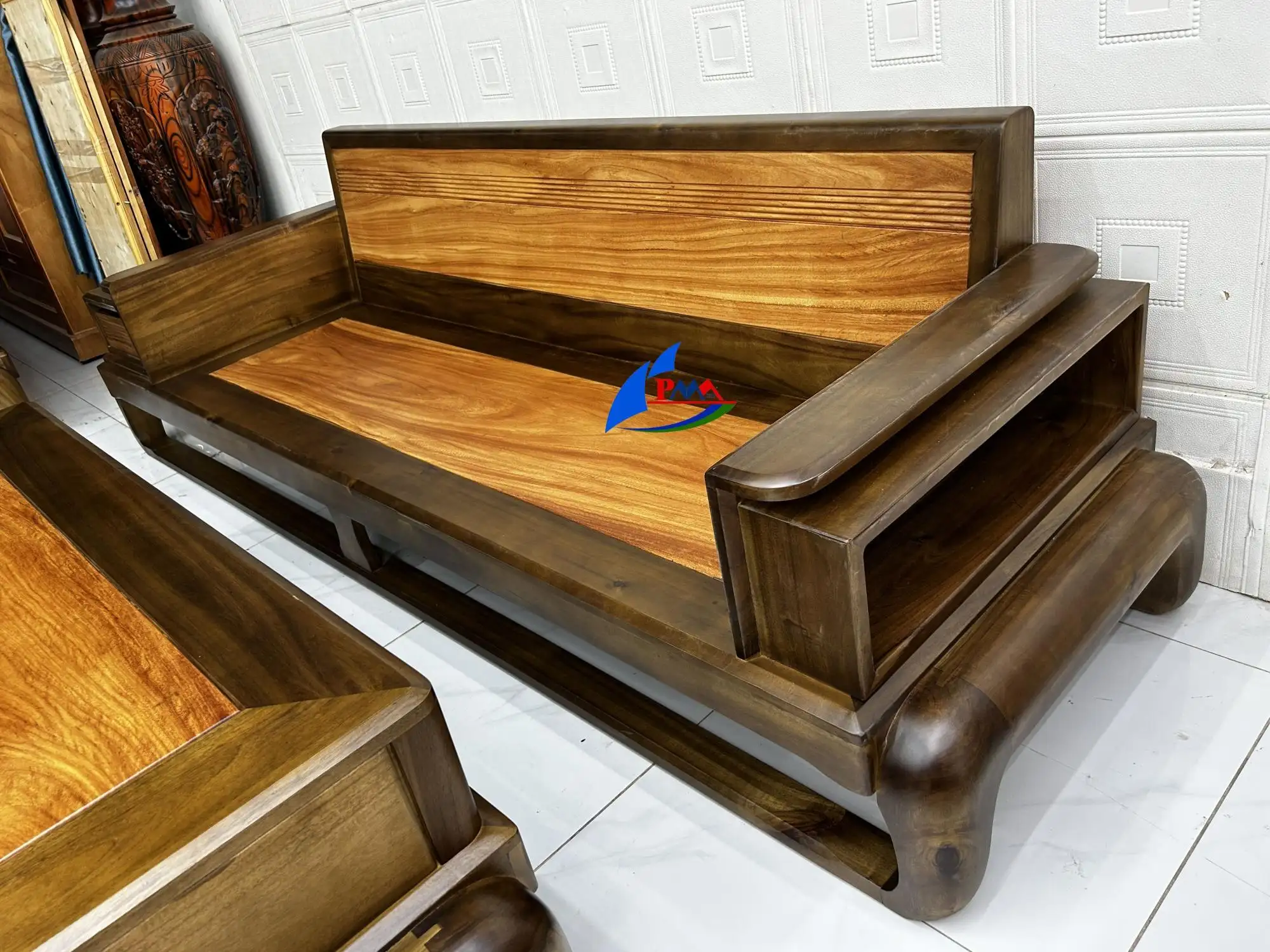 Đồ Gỗ Tự Nhiên: Bí Quyết Chọn Nội Thất Đẹp, Bền Và Tiết Kiệm Chi Phí