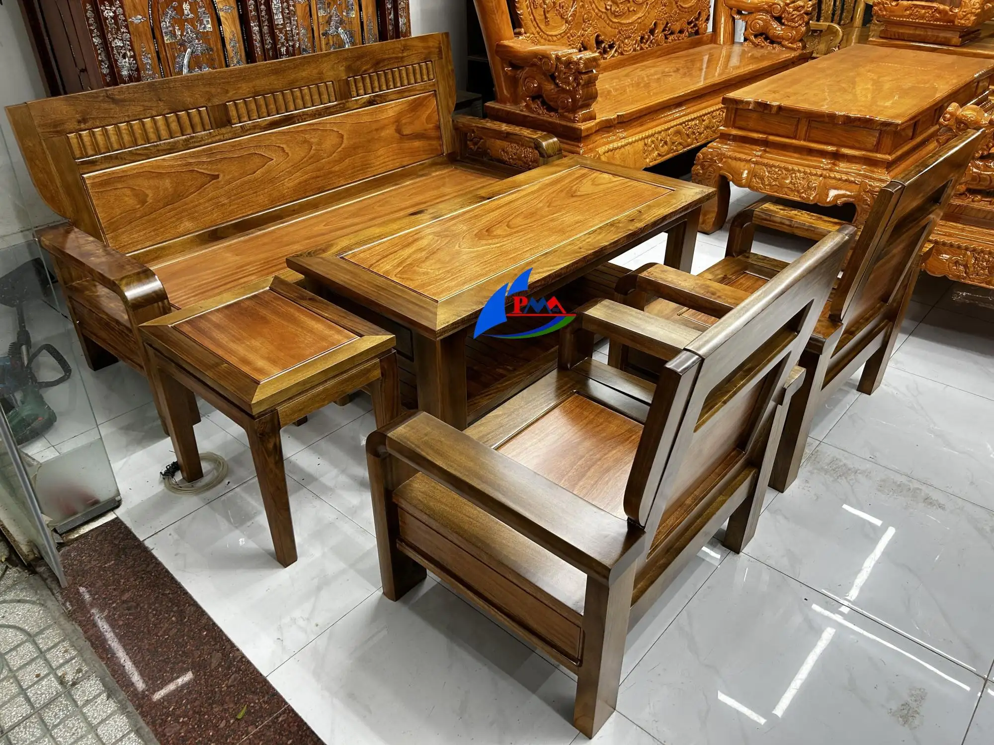 Đồ Gỗ Tự Nhiên: Bí Quyết Chọn Nội Thất Đẹp, Bền Và Tiết Kiệm Chi Phí