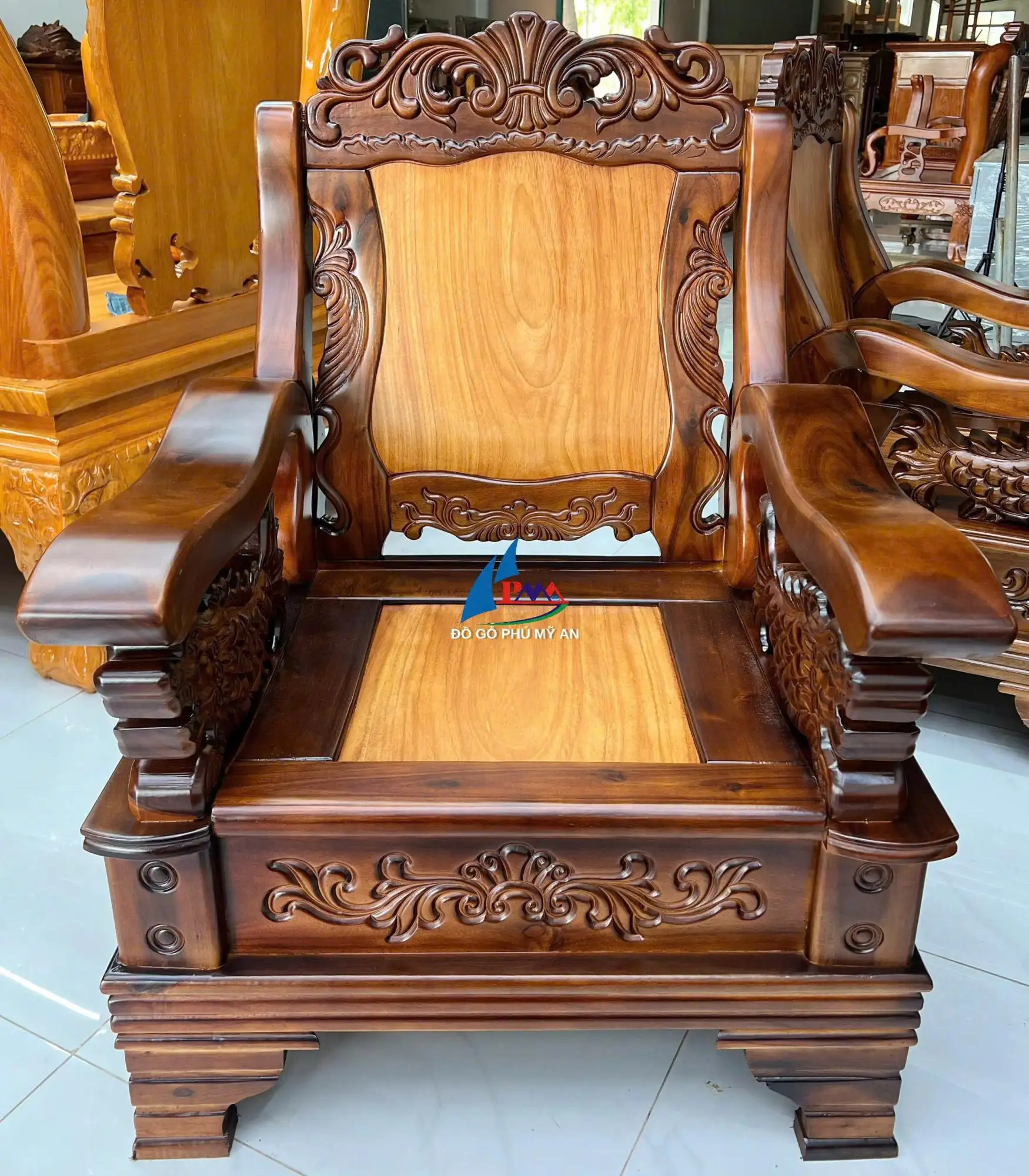 Sofa Gỗ Hộp – Mẫu Đẹp, Chất Lượng, Bền Bỉ
