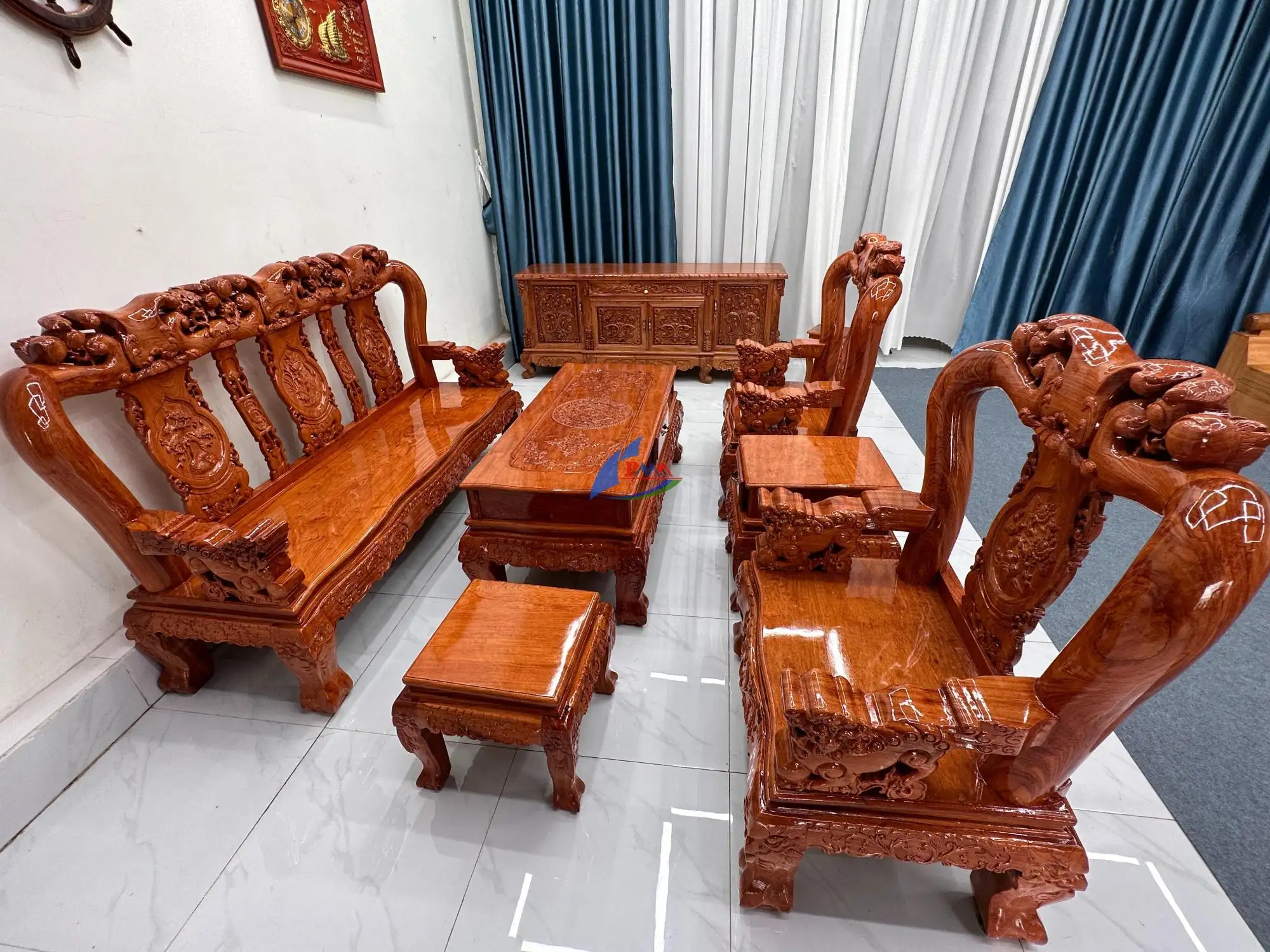 Sa lông gỗ hố nai từ phong cách cổ điển, tân cổ điển đến phong cách hiện đại