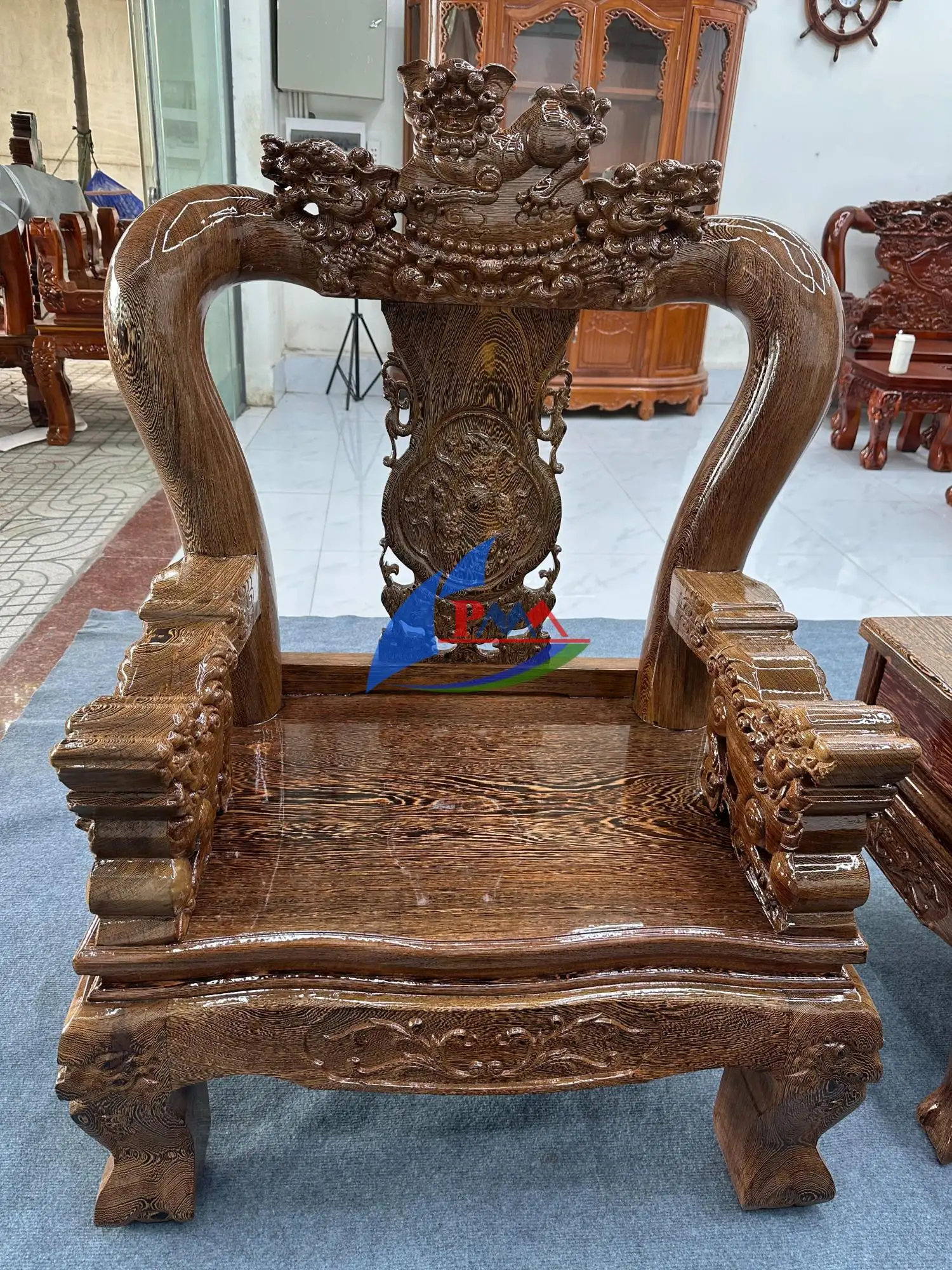 Alternative view of SA LÔNG GỖ MUN TRIỆN 12 ĐỈNH NGHÊ TAY NGHÊ – TINH HOA ĐỒ GỖ MỸ NGHỆ