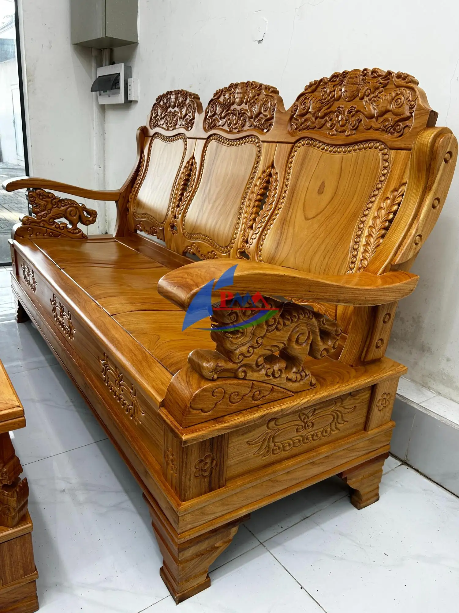 Salon Gỗ – Thùng Gõ Lân Nghê – Vững Bền Cùng Thời Gian, Vượng Khí Cho Gia Đạo