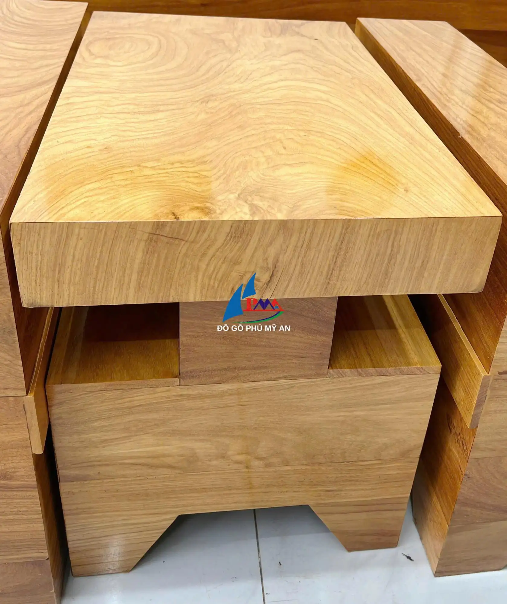 Alternative view of Sofa Gỗ Hộp - Gỗ Gõ - Thiết Kế Vuông Vắn, Mạnh Mẽ Và Tinh Tế