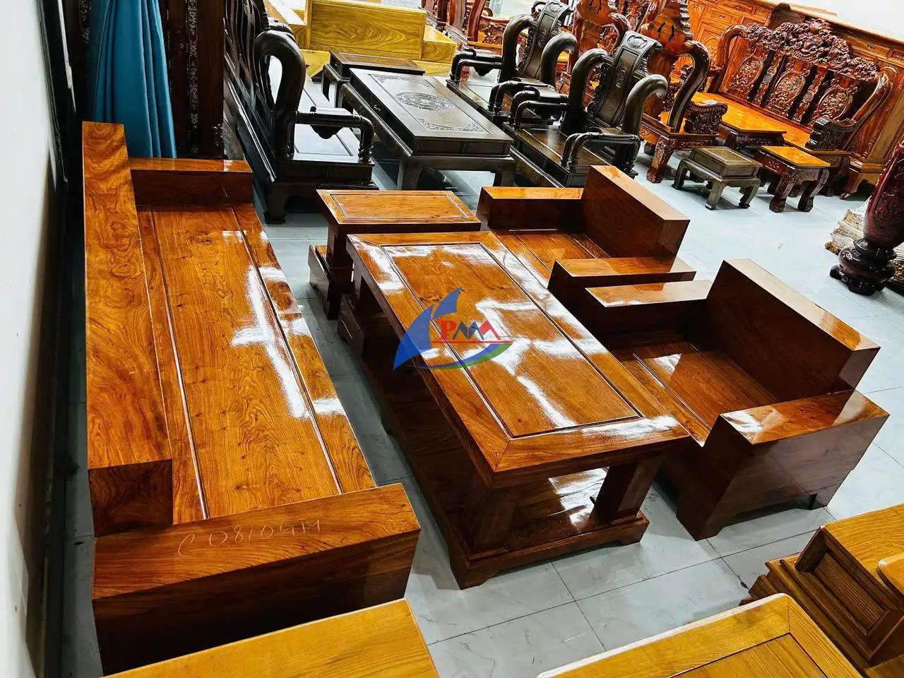 Alternative view of Sofa Gỗ Hộp - Gỗ Hương Đá– Vân Tự Nhiên Siêu Sắc Nét