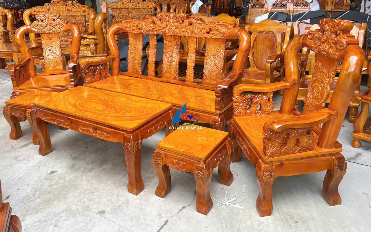 Vì Sao Salon Gỗ Truyền Thống Bằng Gỗ Tự Nhiên Đang Được Ưa Chuộng?