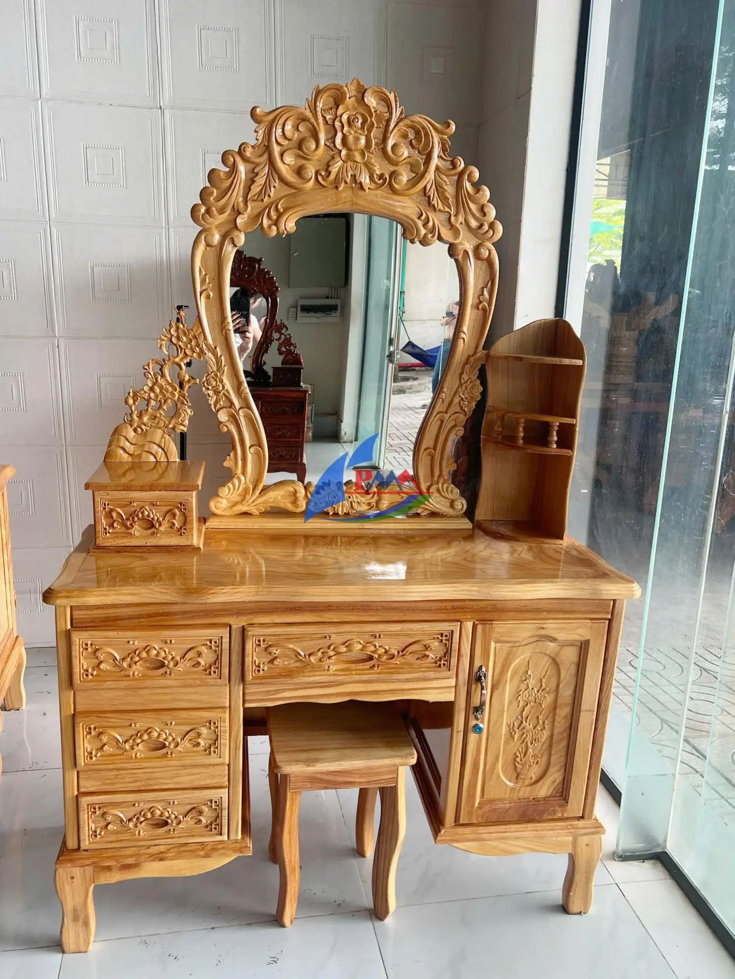 Mẫu Bàn Phấn Gỗ Đẹp – Thiết Kế Đa Dạng, Tiện Nghi, Giá Tốt