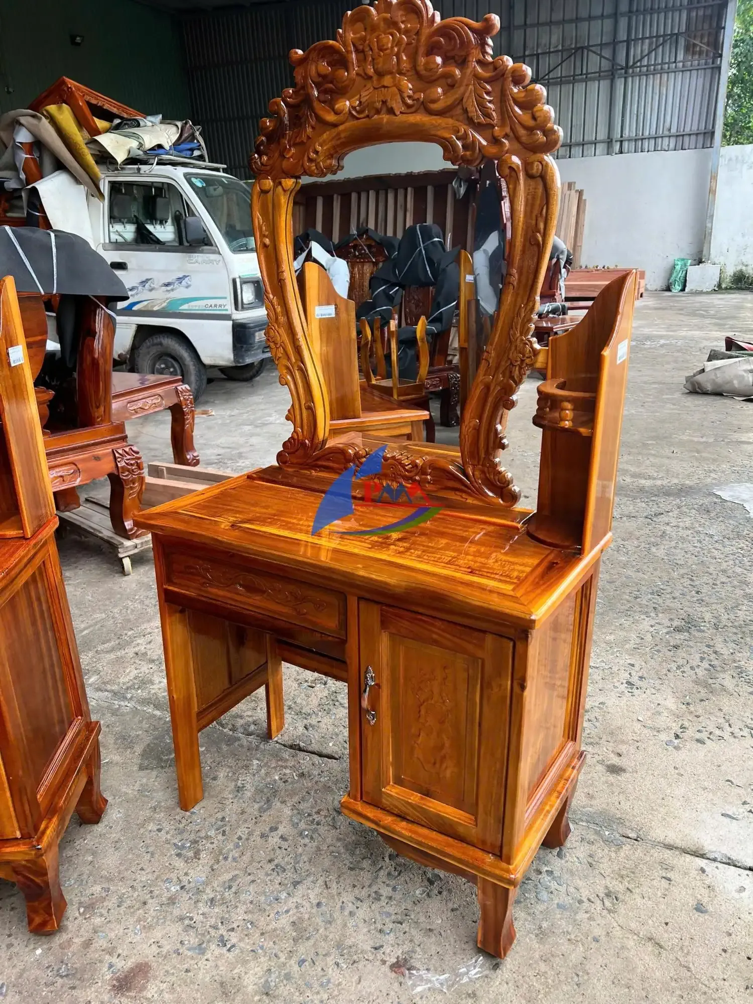 Mẫu Bàn Phấn Gỗ Đẹp – Thiết Kế Đa Dạng, Tiện Nghi, Giá Tốt