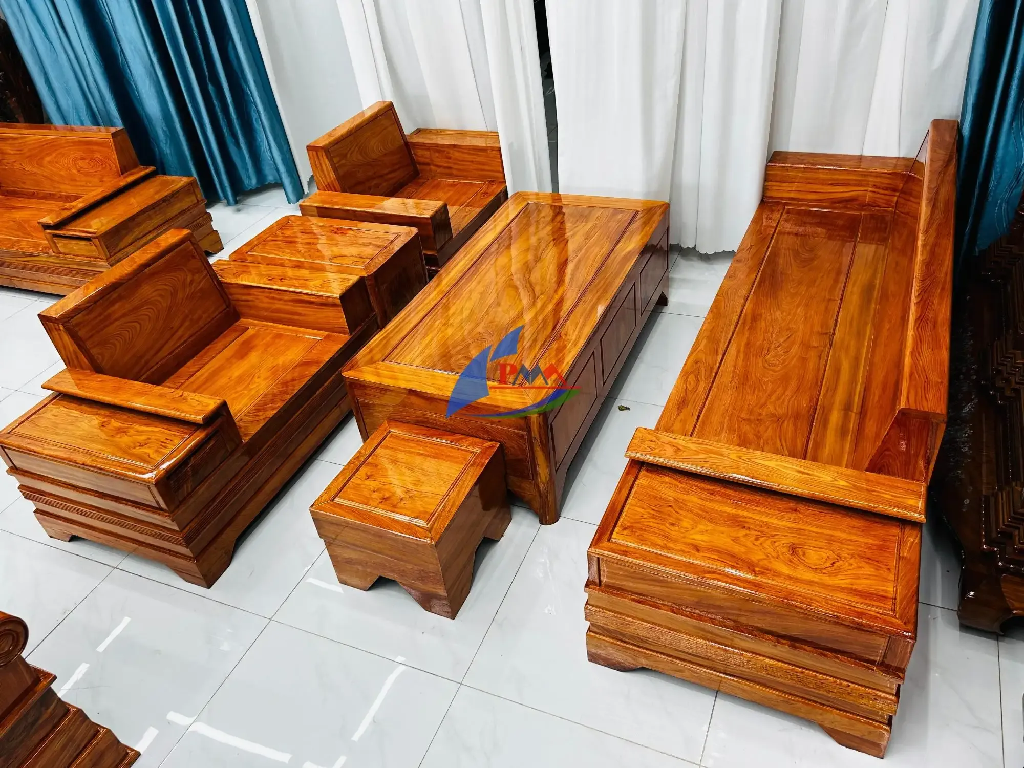 Sa Lông Gỗ Hương Đá Cánh Bướm
